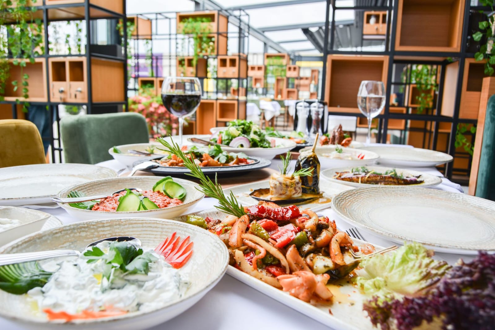 Supporting Better Food Exploration